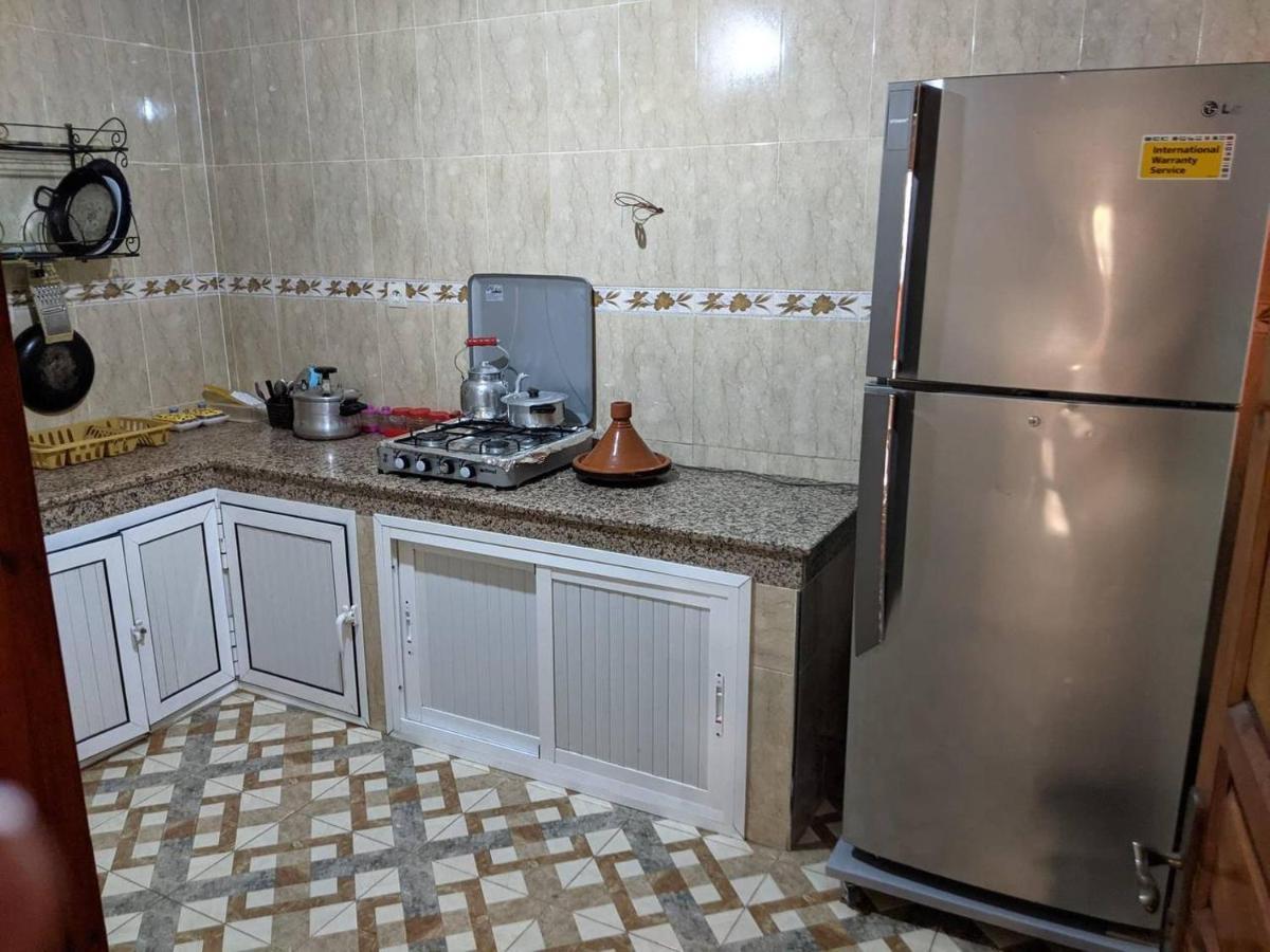 La Hinshada Place *